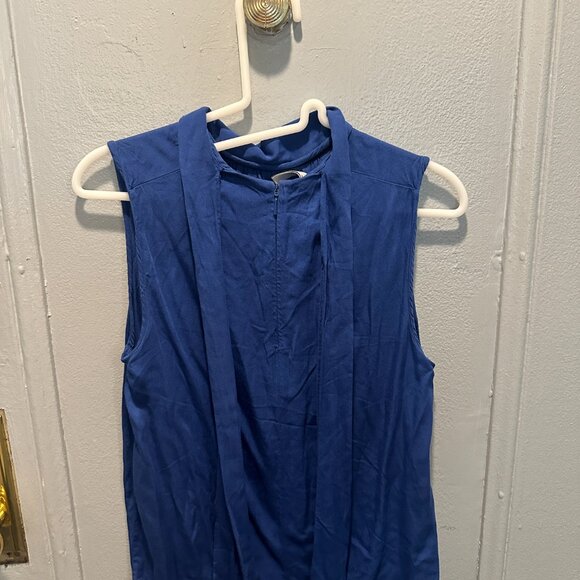 Blue sleevless tie-back shell shirt - Picture 3 of 5
